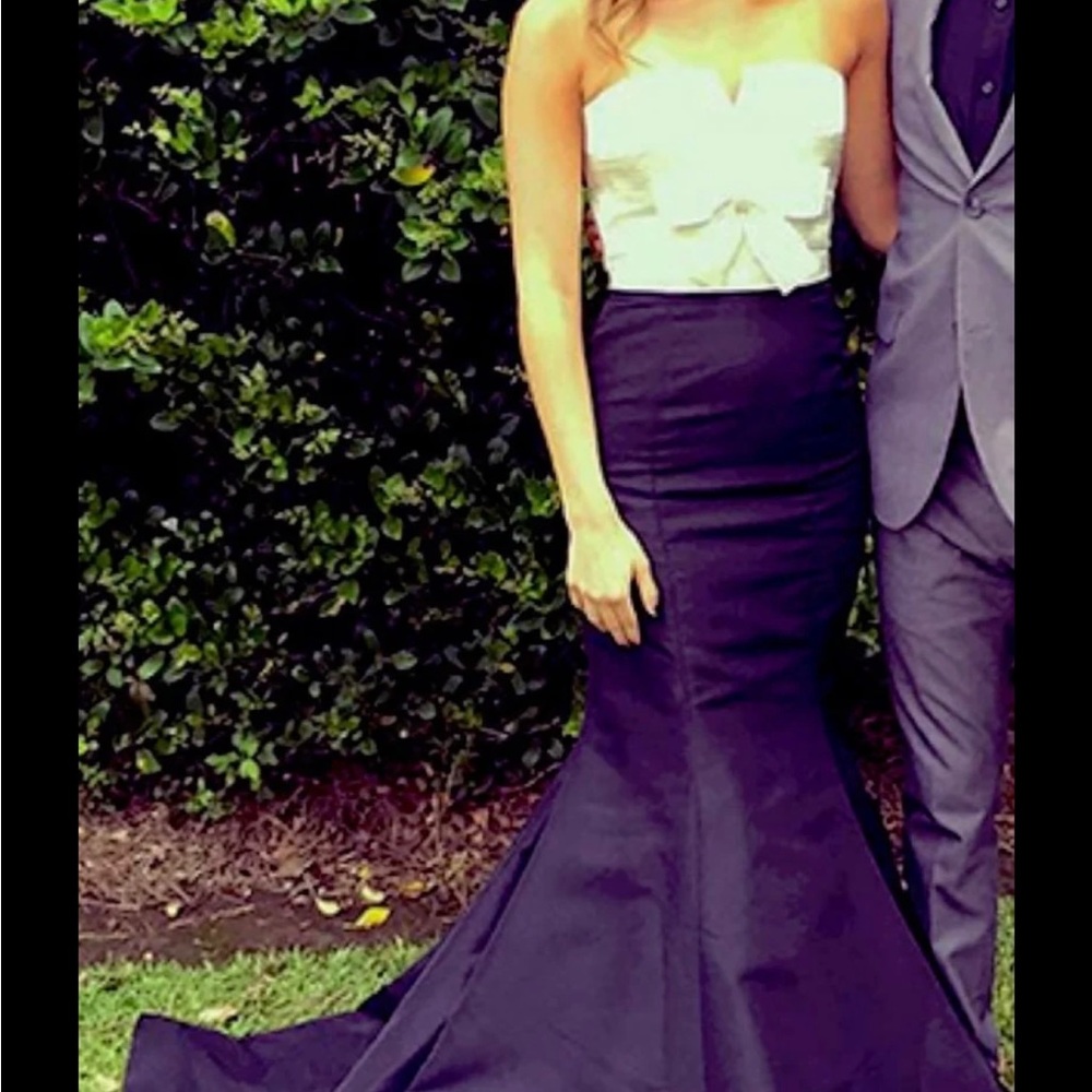 Fit and flare dress in size 8
